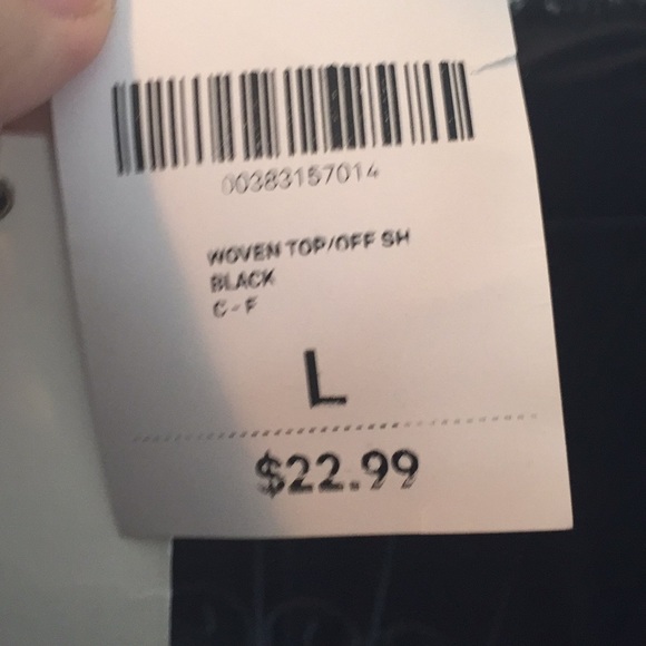 Black lace top - Picture 3 of 8